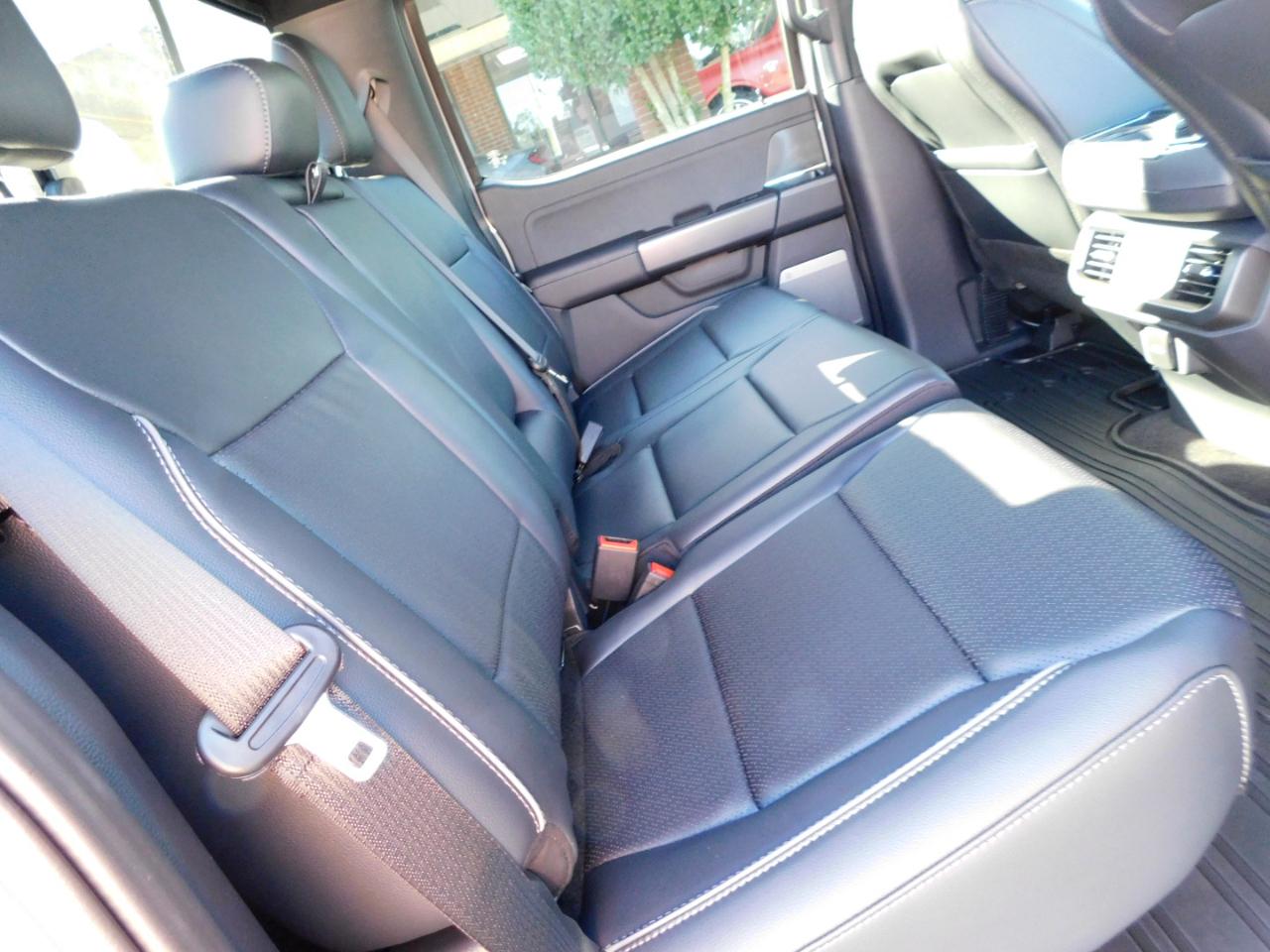 Ford F-150 Lariat 4WD SuperCrew 5.5' Box 2026