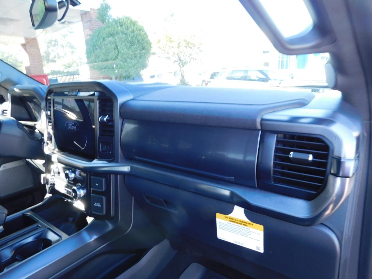 Ford F-150 Lariat 4WD SuperCrew 5.5' Box 2026