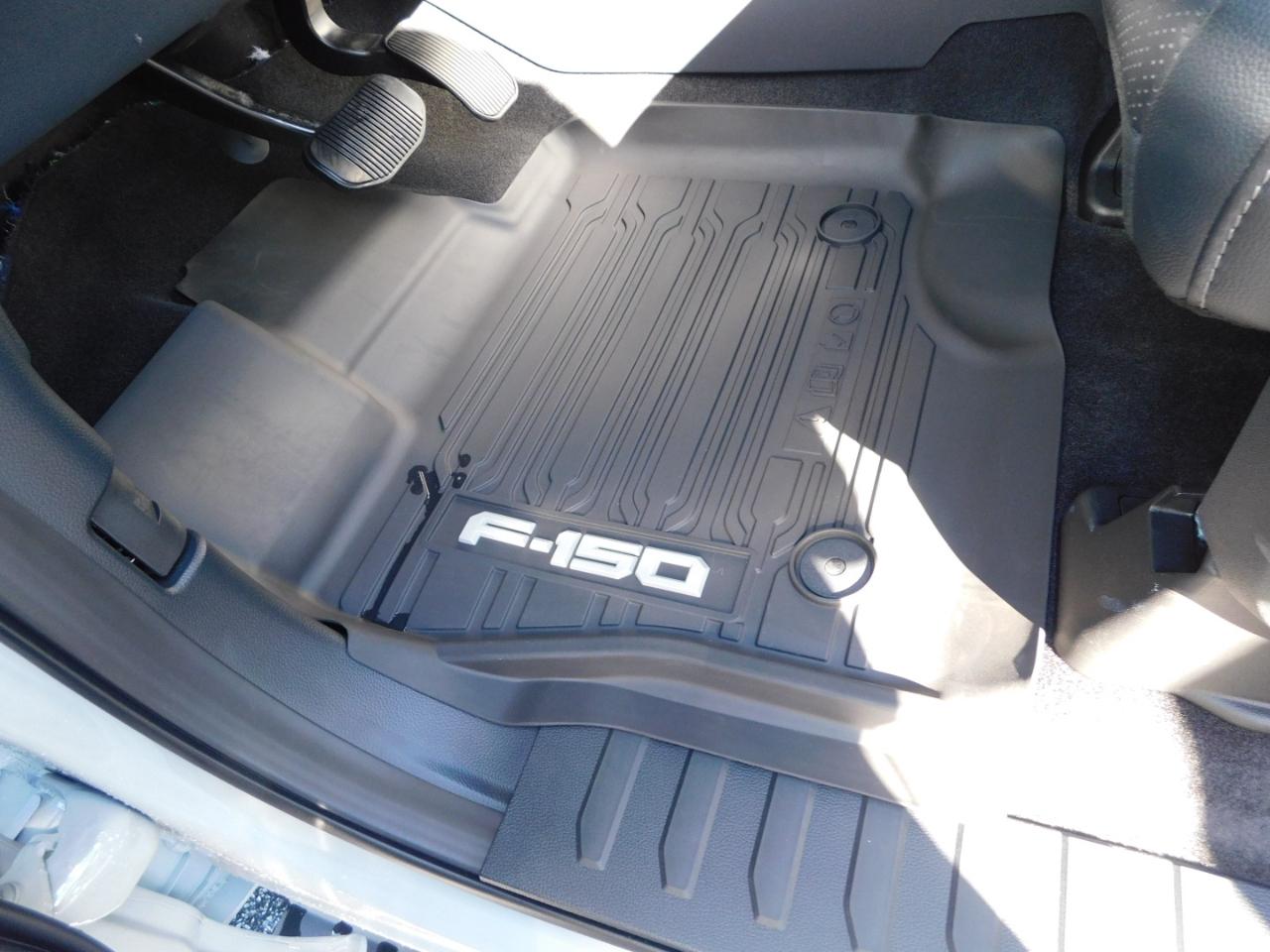 Ford F-150 Lariat 4WD SuperCrew 5.5' Box 2026