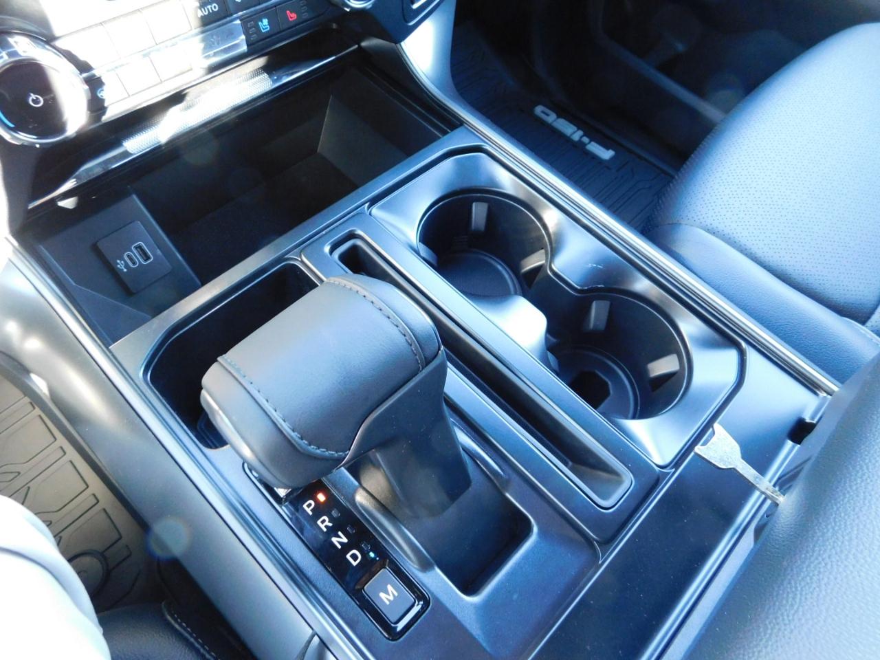 Ford F-150 Lariat 4WD SuperCrew 5.5' Box 2026