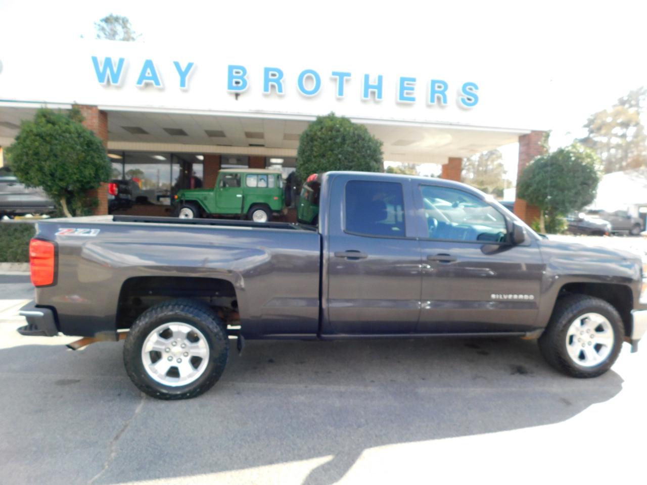 Chevrolet Silverado 1500 4WD Double Cab 143.5" LT w/2LT 2014