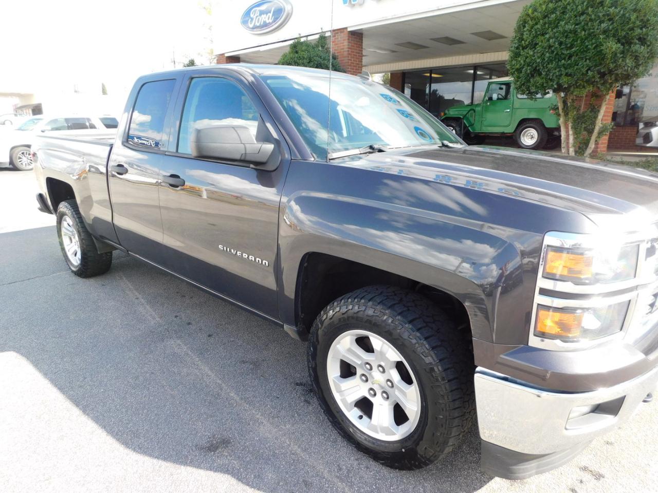 Chevrolet Silverado 1500 4WD Double Cab 143.5" LT w/2LT 2014
