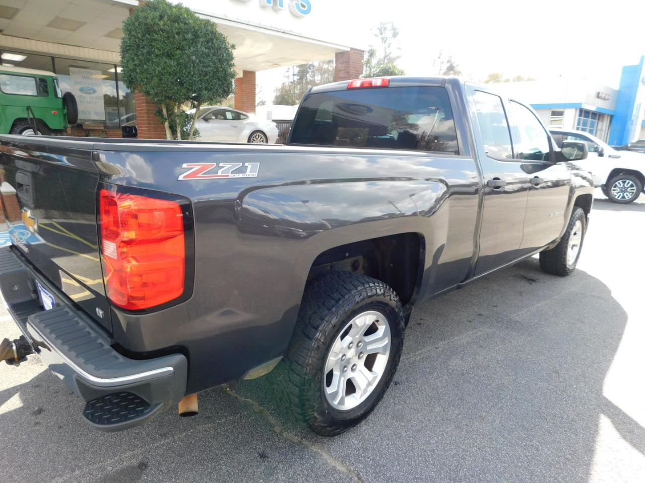 Chevrolet Silverado 1500 4WD Double Cab 143.5" LT w/2LT 2014