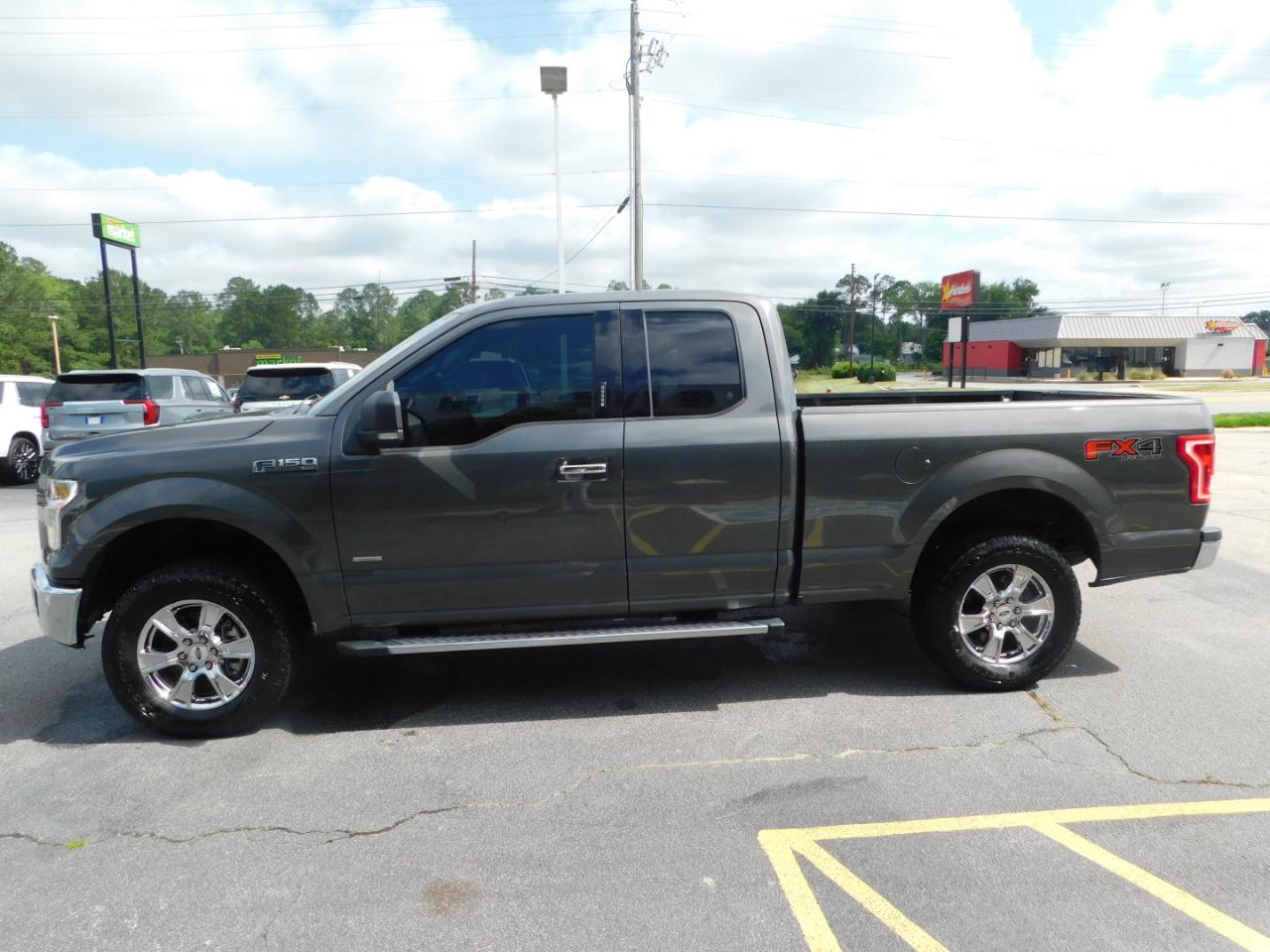 Ford F-150 4WD SuperCab 145" XLT 2016