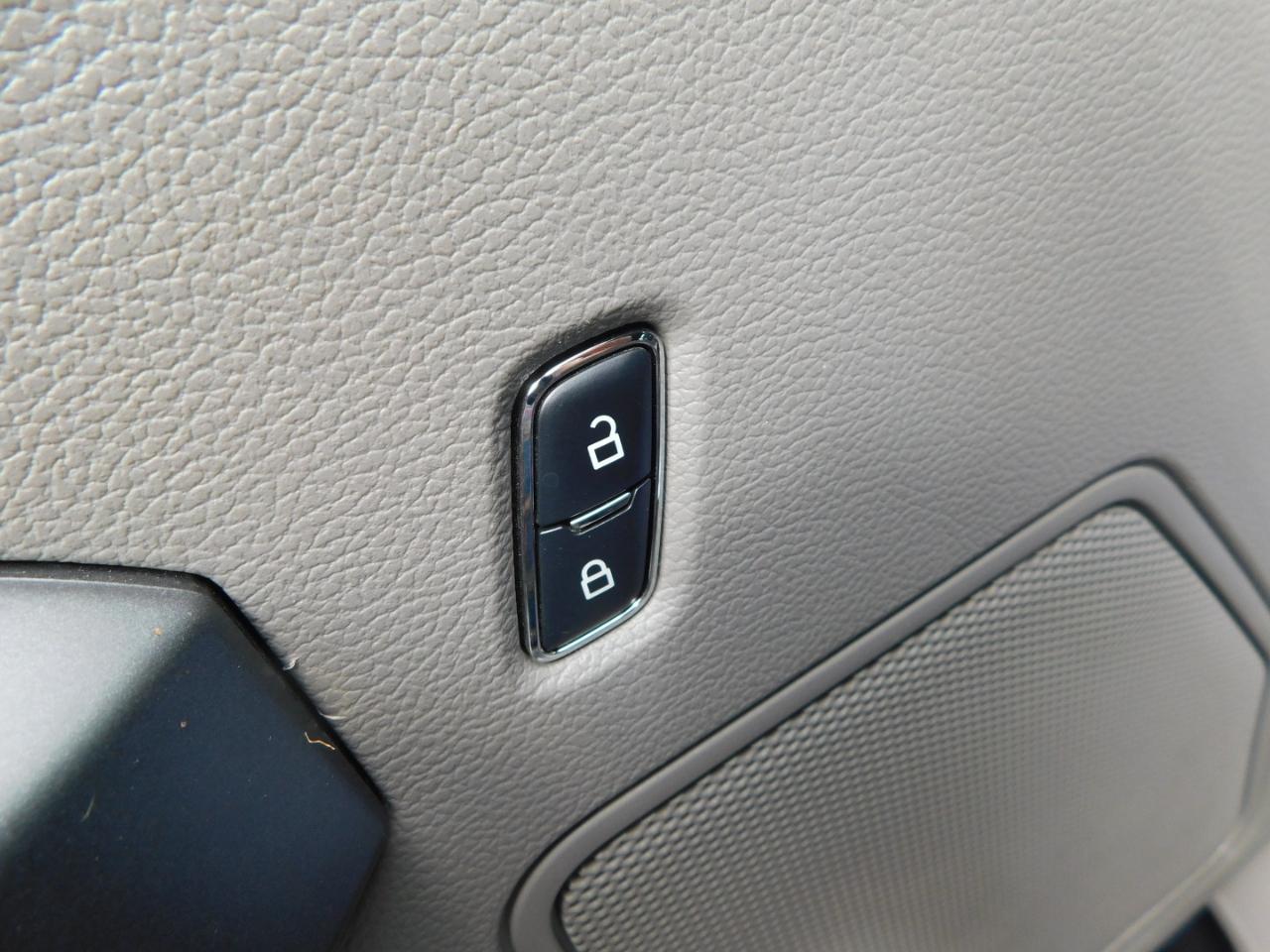 Ford F-150 4WD SuperCab 145" XLT 2016