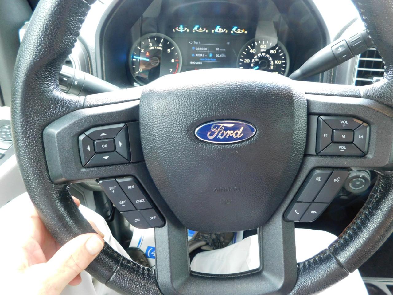 Ford F-150 4WD SuperCab 145" XLT 2016