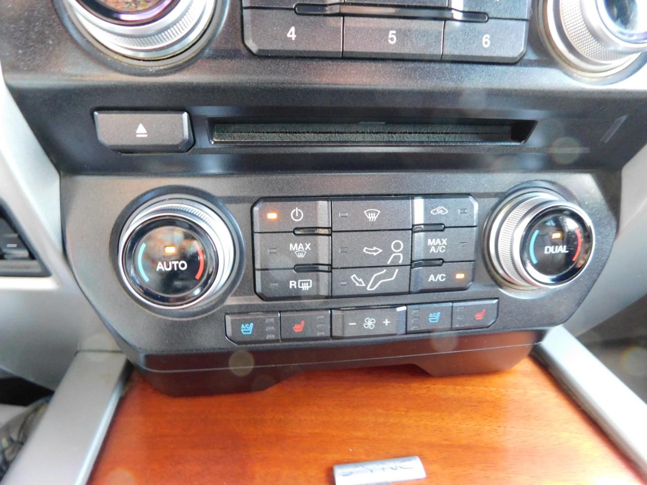 Ford Super Duty F-250 SRW  2017