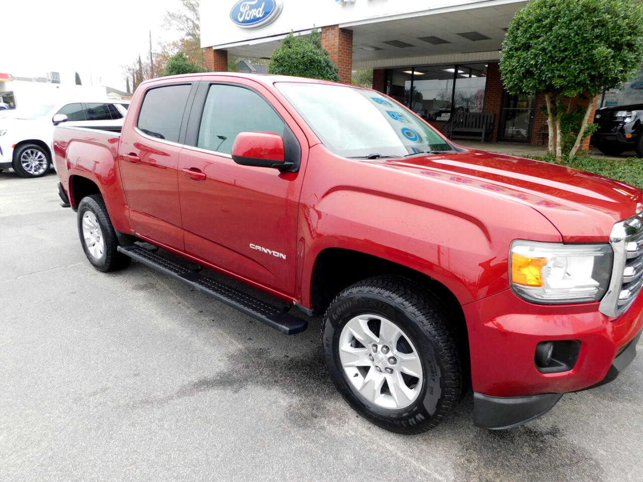 GMC Canyon 2WD Crew Cab 128.3" SLE 2018