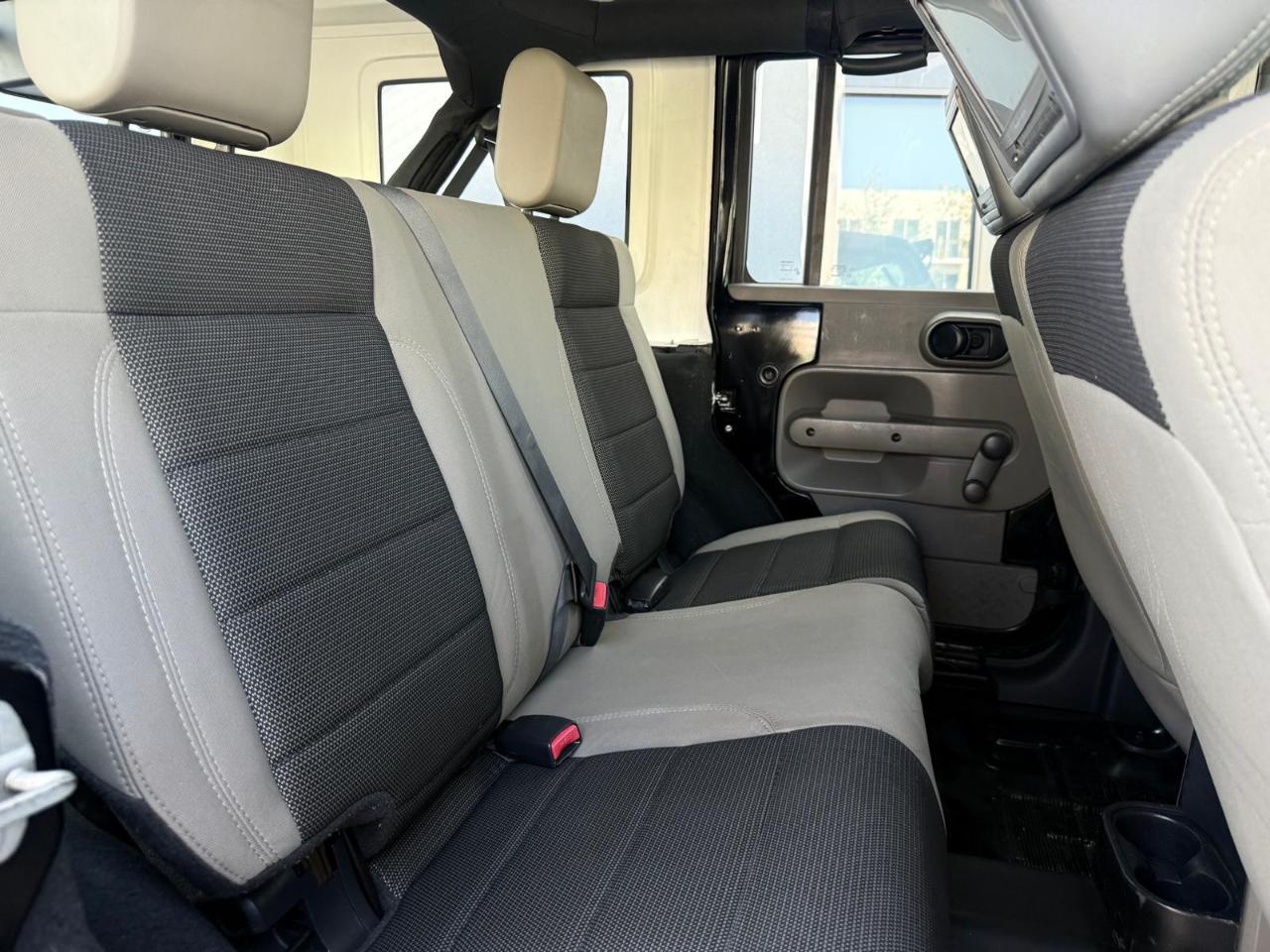 Jeep Wrangler 2WD 4dr Unlimited X 2007