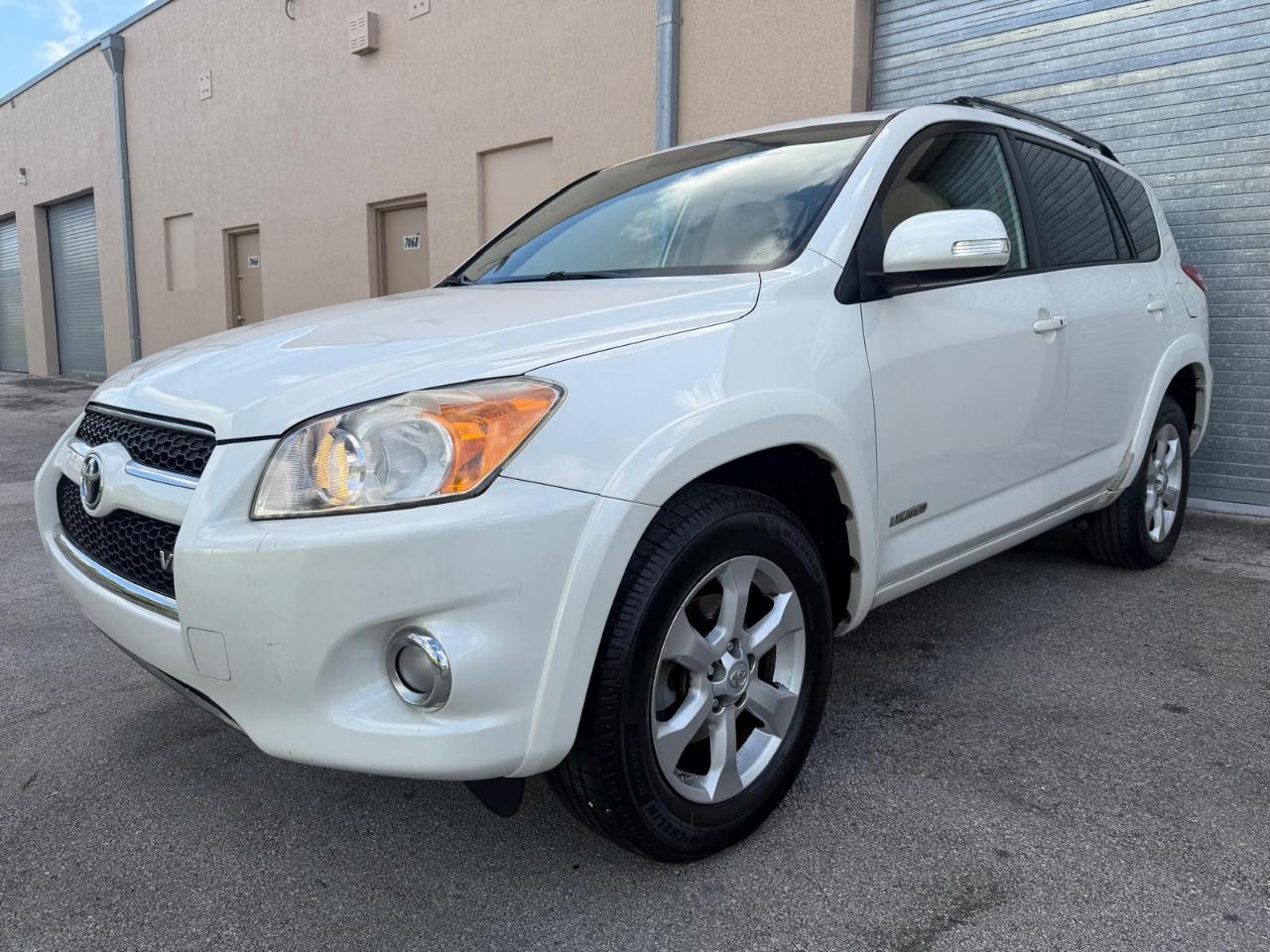 Toyota RAV4 4WD 4dr V6 Limited (Natl) 2009