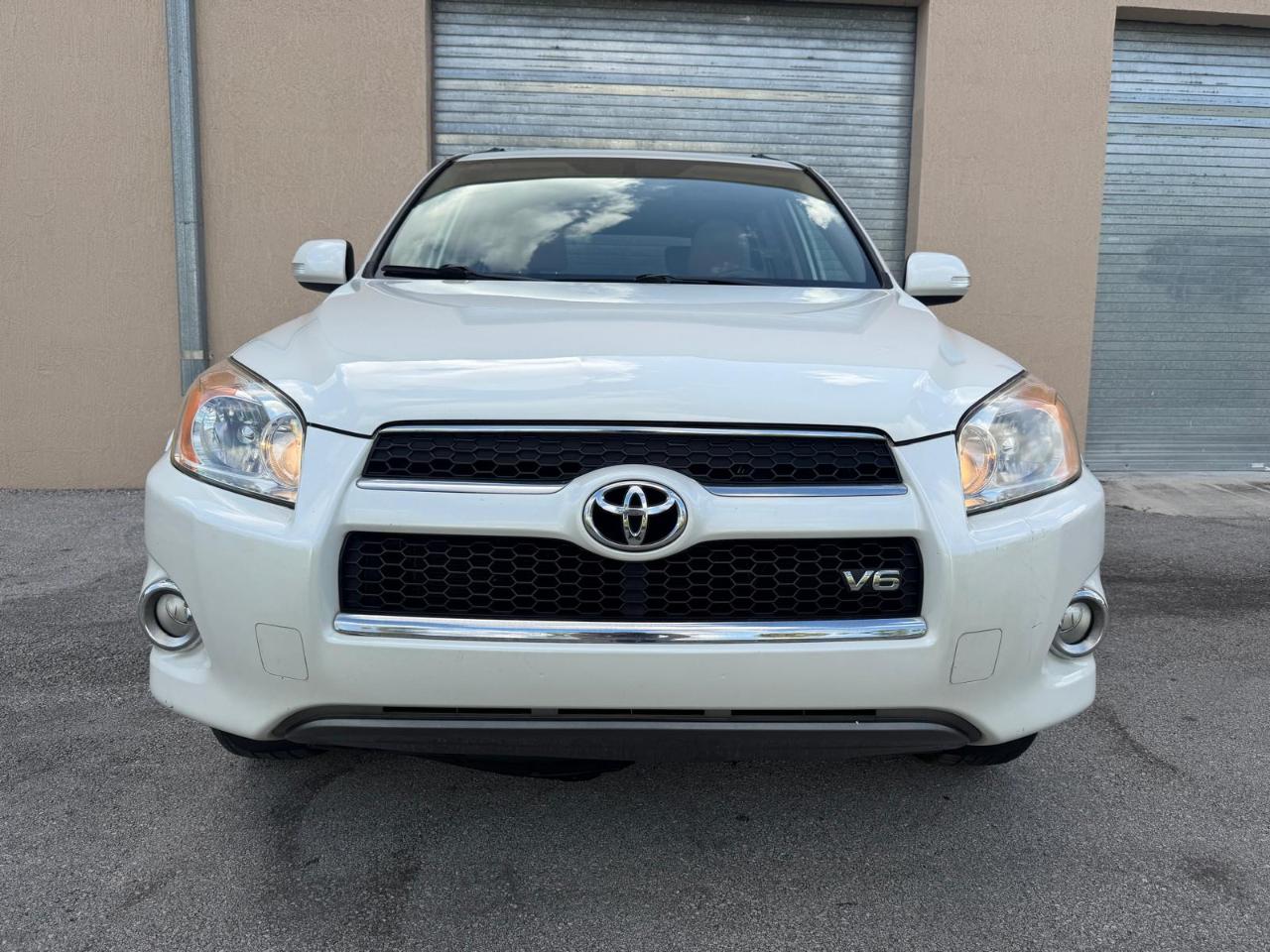 Toyota RAV4 4WD 4dr V6 Limited (Natl) 2009