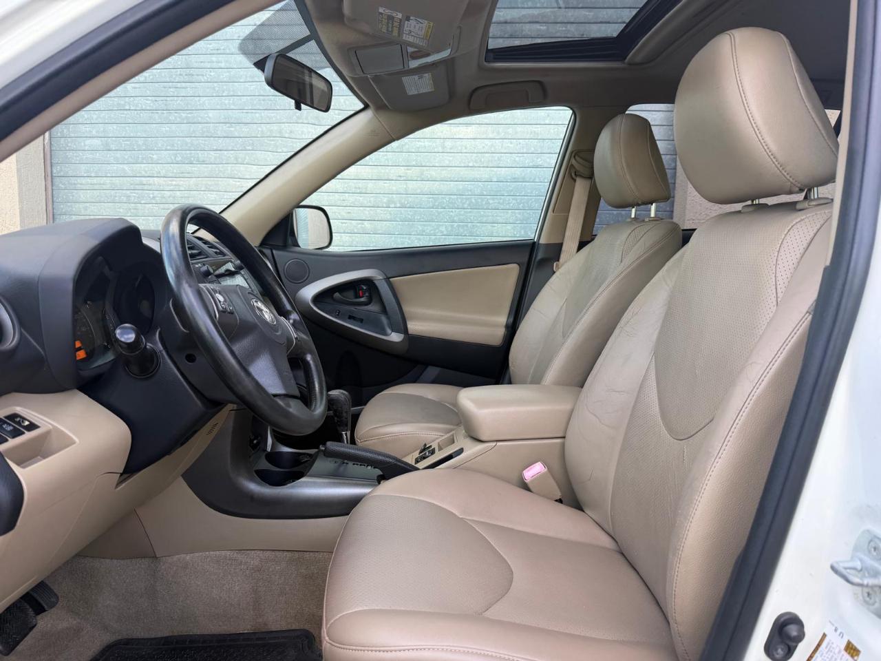 Toyota RAV4 4WD 4dr V6 Limited (Natl) 2009