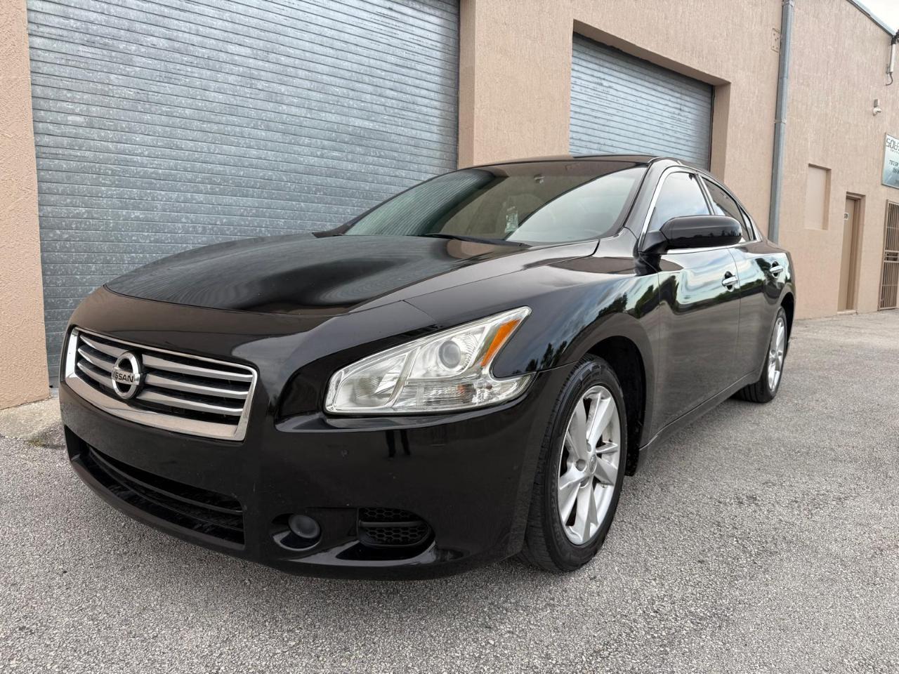 Nissan Maxima 4dr Sdn V6 CVT 3.5 S 2012
