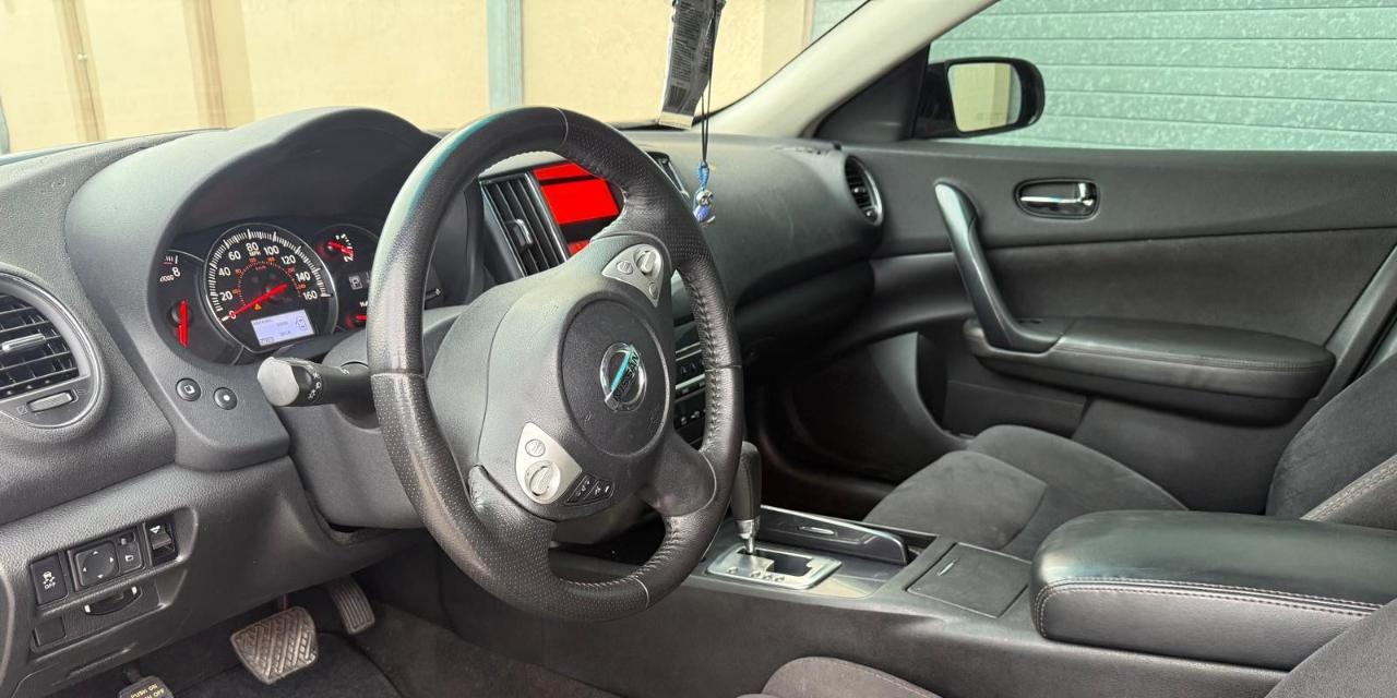 Nissan Maxima 4dr Sdn V6 CVT 3.5 S 2012