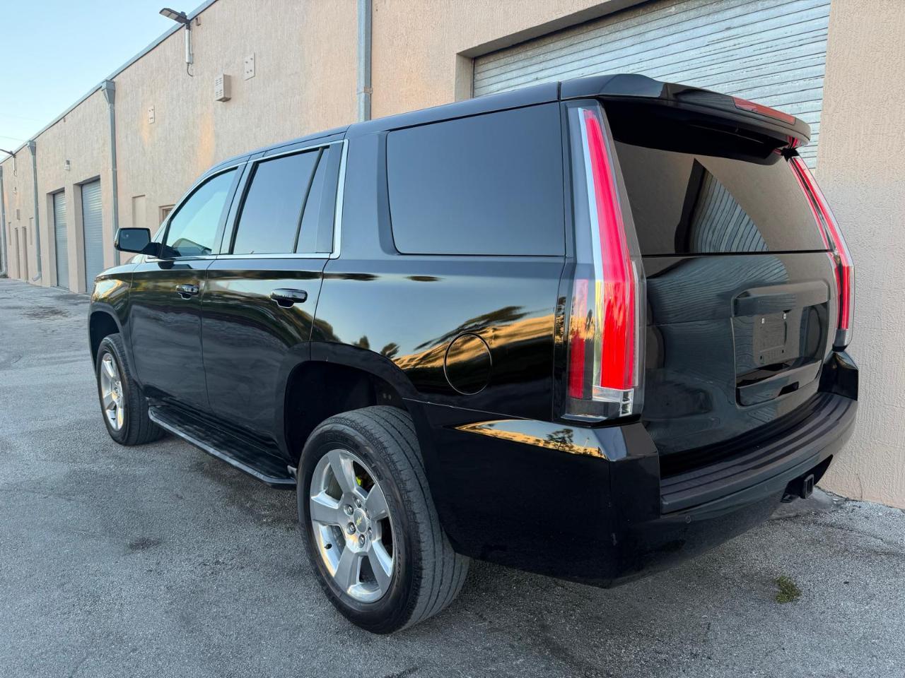 Chevrolet Tahoe 2WD 4dr LS 2015