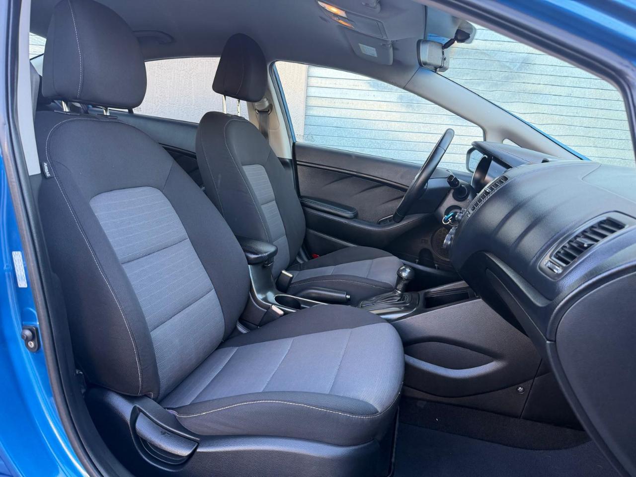 Kia Forte 4dr Sdn Auto EX 2014
