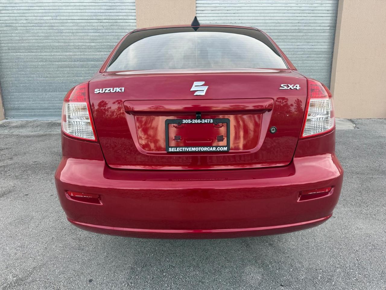 Suzuki SX4 4dr Sdn Man LE FWD 2012