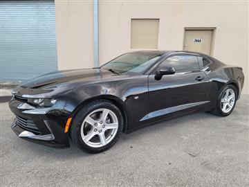 2017 Chevrolet Camaro 2dr Cpe 1LT