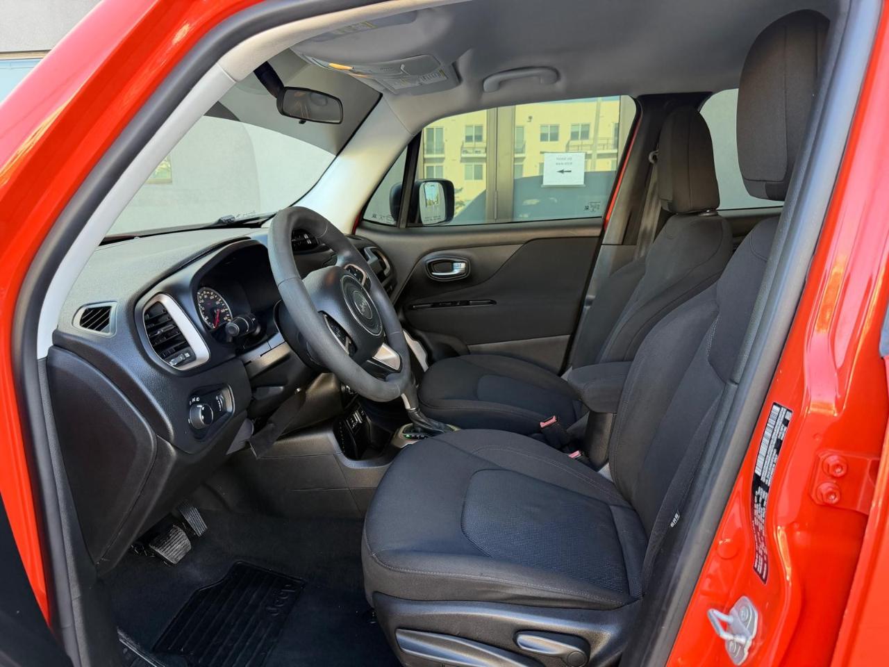 Jeep Renegade Sport FWD *Ltd Avail* 2017