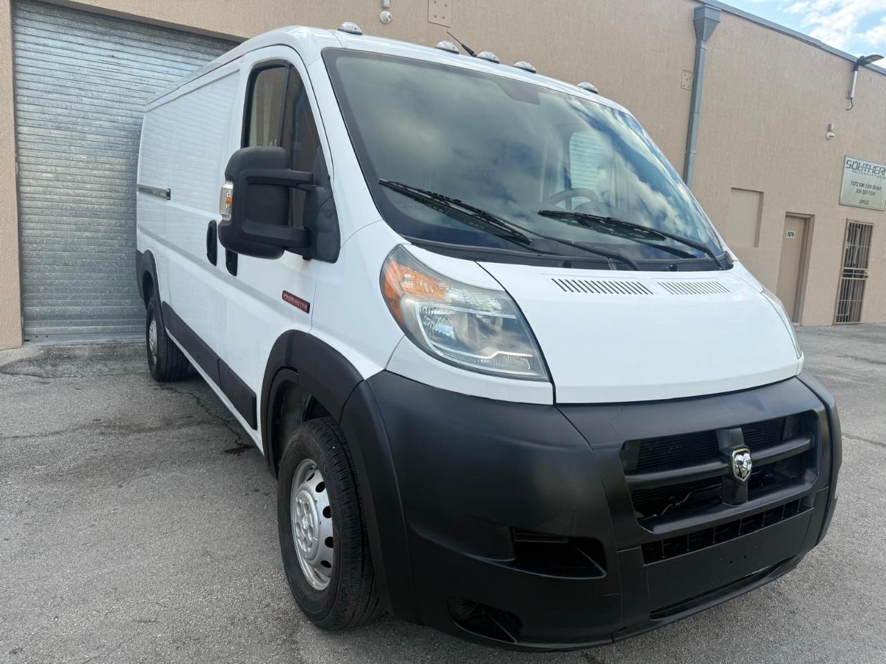 RAM ProMaster Cargo Van 1500 Low Roof 136" WB 2015