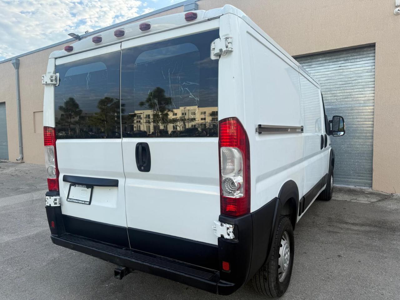 RAM ProMaster Cargo Van 1500 Low Roof 136" WB 2015