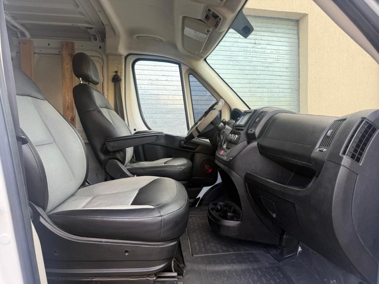 RAM ProMaster Cargo Van 1500 Low Roof 136" WB 2015