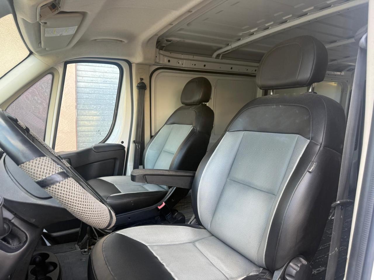 RAM ProMaster Cargo Van 1500 Low Roof 136" WB 2015