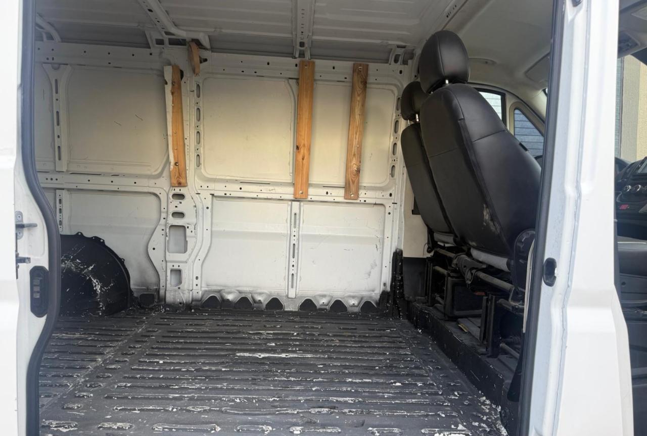 RAM ProMaster Cargo Van 1500 Low Roof 136" WB 2015