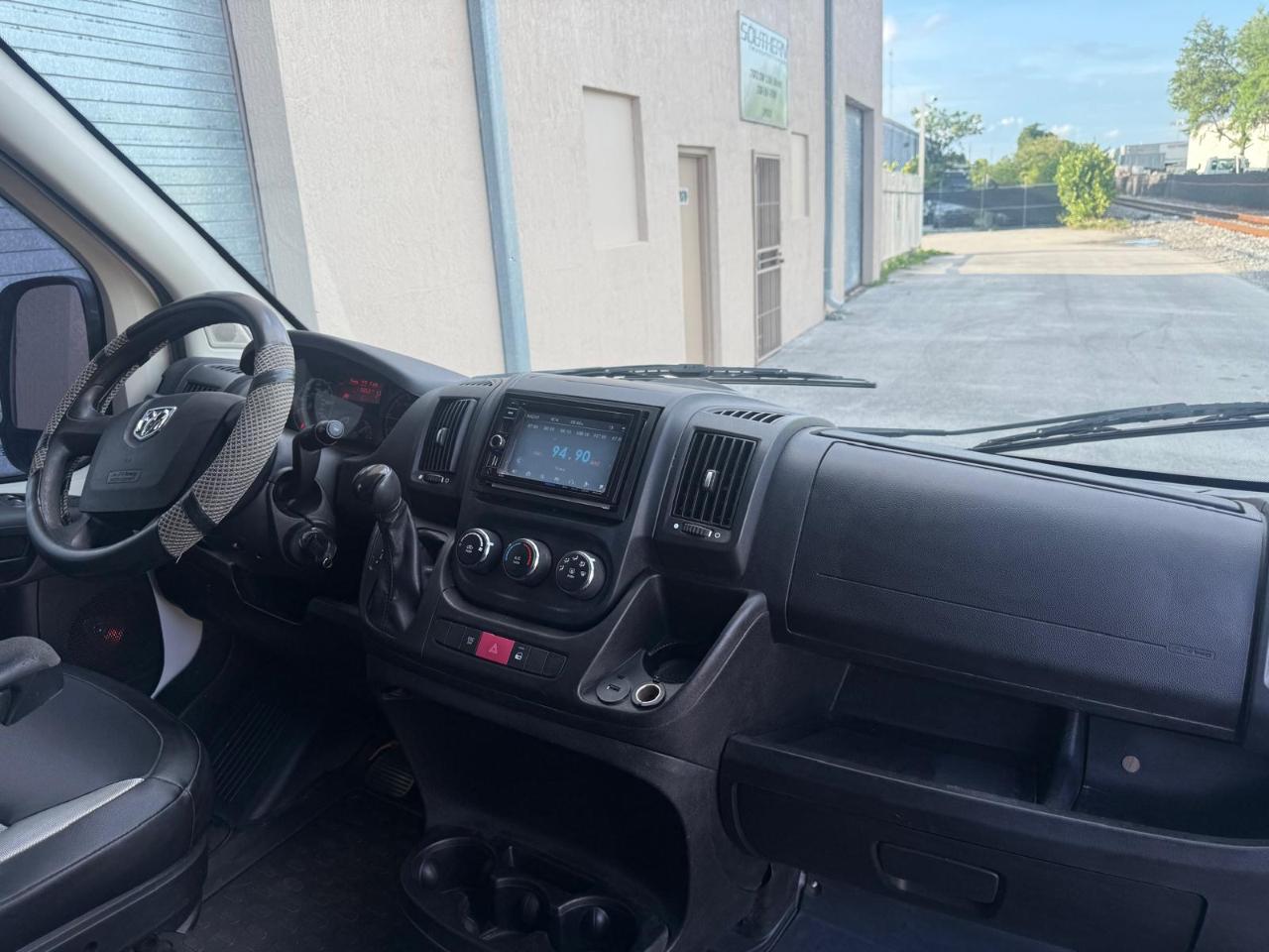 RAM ProMaster Cargo Van 1500 Low Roof 136" WB 2015