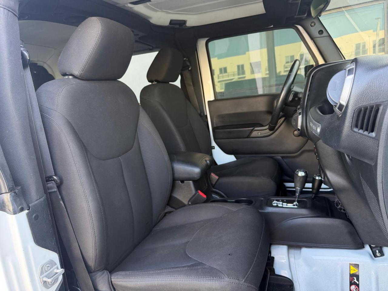 Jeep Wrangler 4WD 2dr Willys Wheeler 2015
