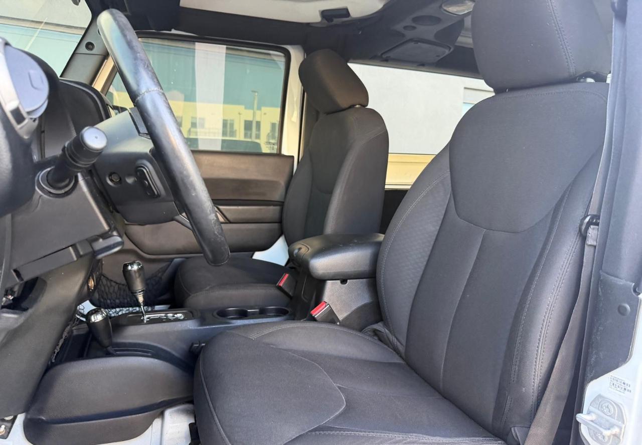 Jeep Wrangler 4WD 2dr Willys Wheeler 2015