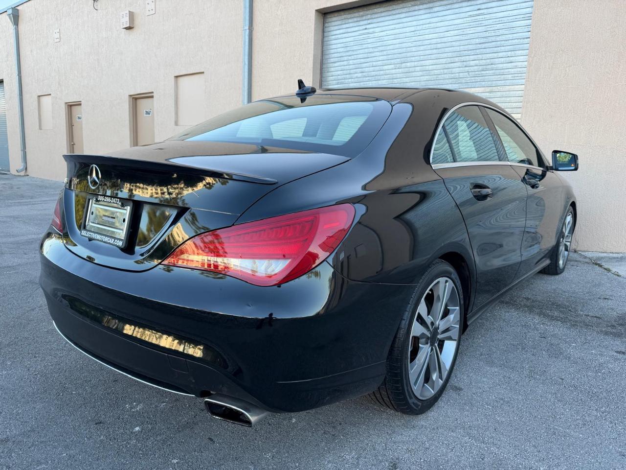 Mercedes-Benz CLA-Class 4dr Sdn CLA 250 FWD 2014