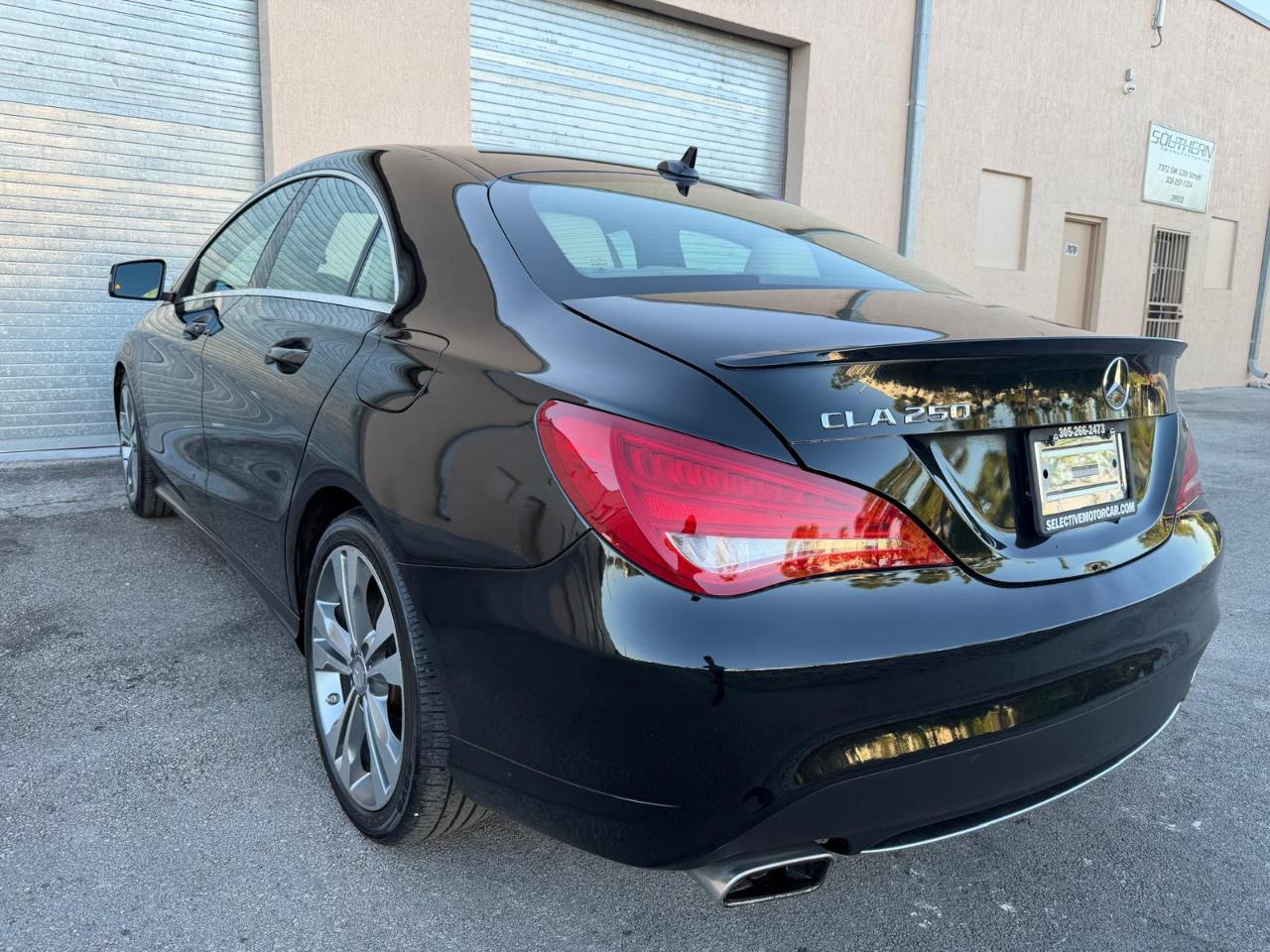 Mercedes-Benz CLA-Class 4dr Sdn CLA 250 FWD 2014