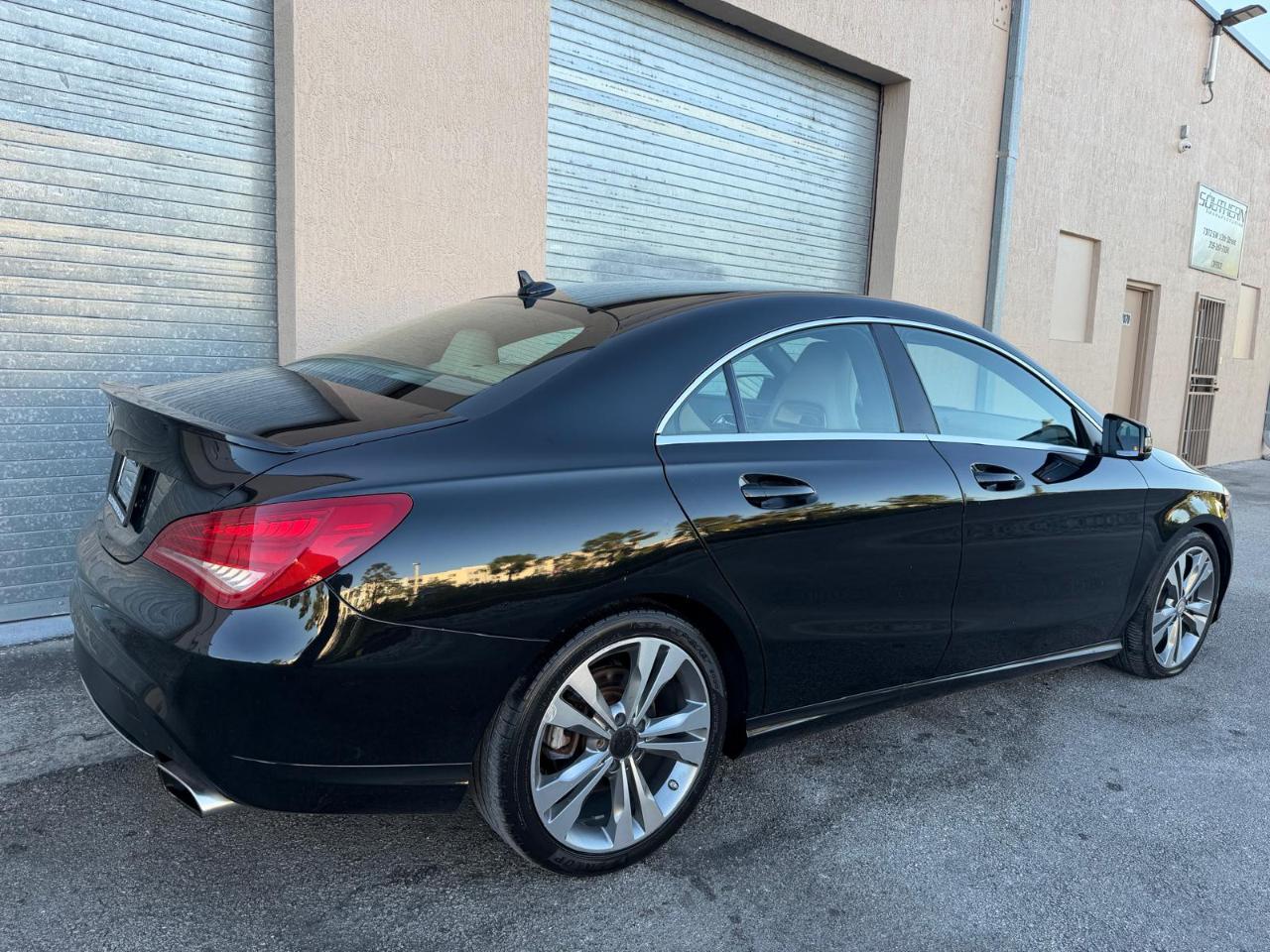 Mercedes-Benz CLA-Class 4dr Sdn CLA 250 FWD 2014