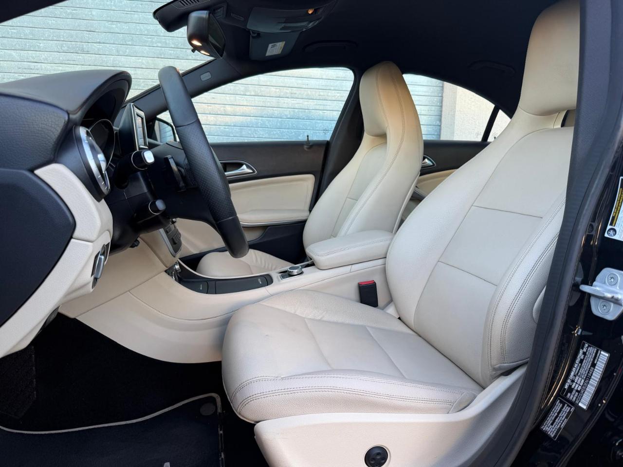 Mercedes-Benz CLA-Class 4dr Sdn CLA 250 FWD 2014