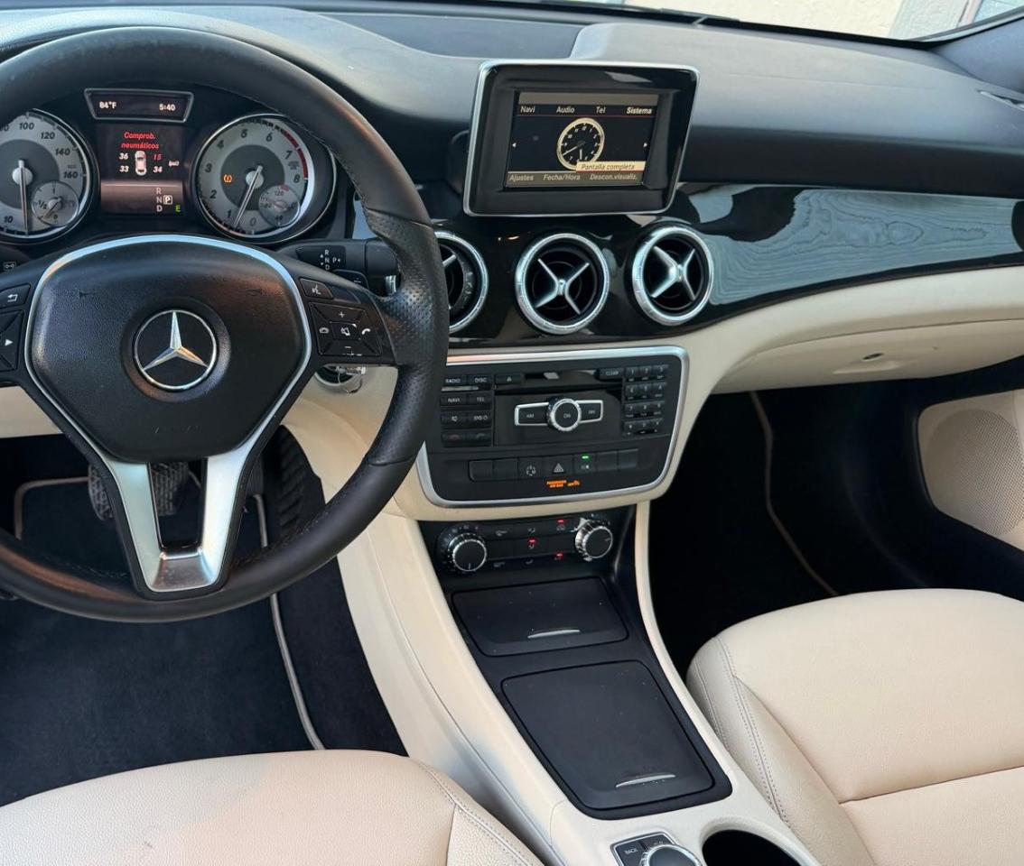 Mercedes-Benz CLA-Class 4dr Sdn CLA 250 FWD 2014