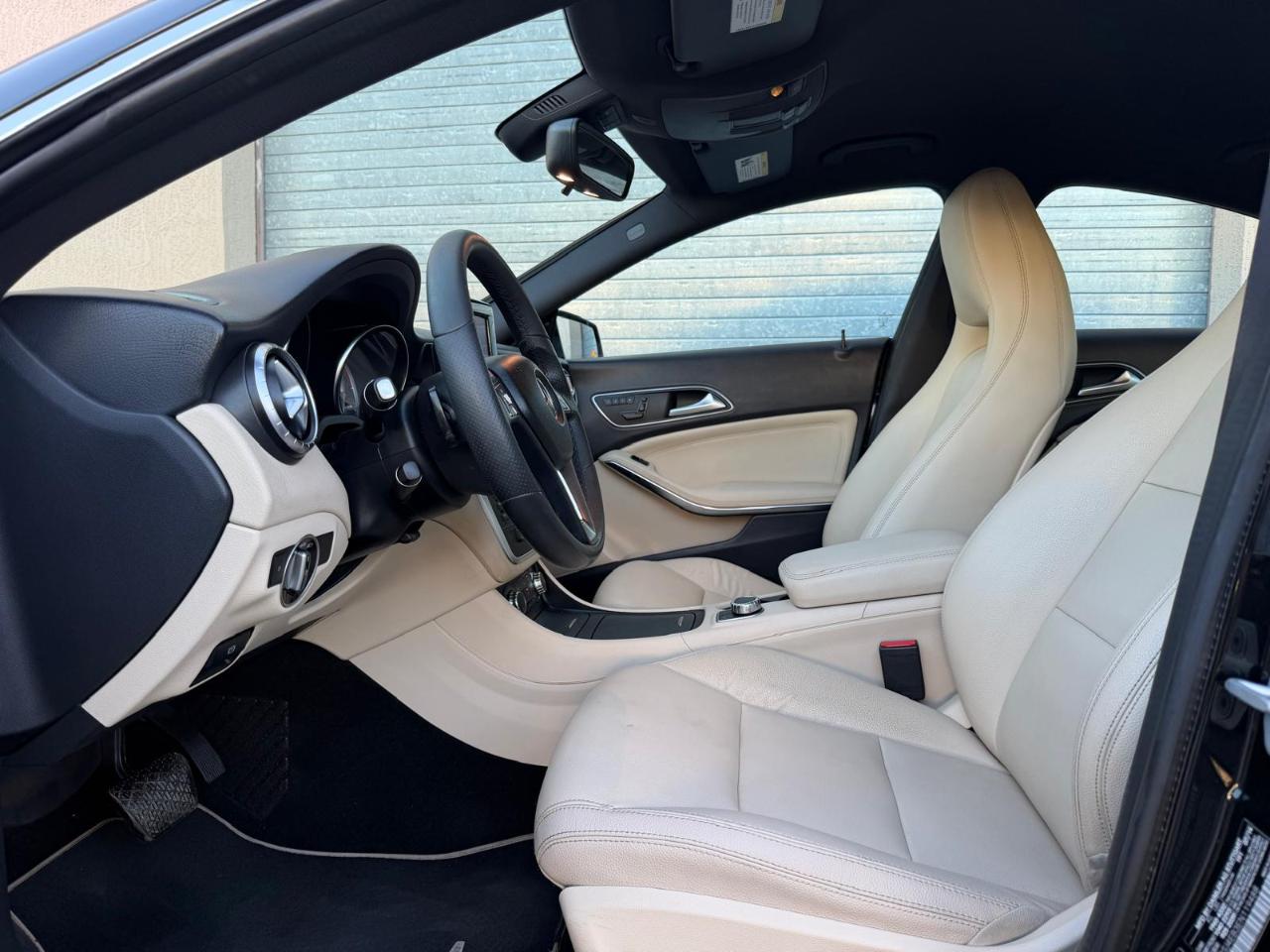 Mercedes-Benz CLA-Class 4dr Sdn CLA 250 FWD 2014