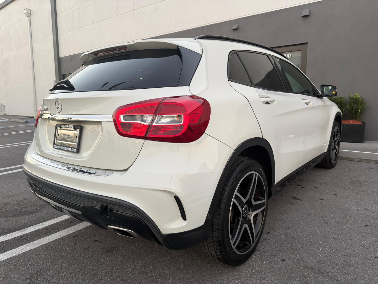 Mercedes-Benz GLA FWD 4dr GLA 250 2016