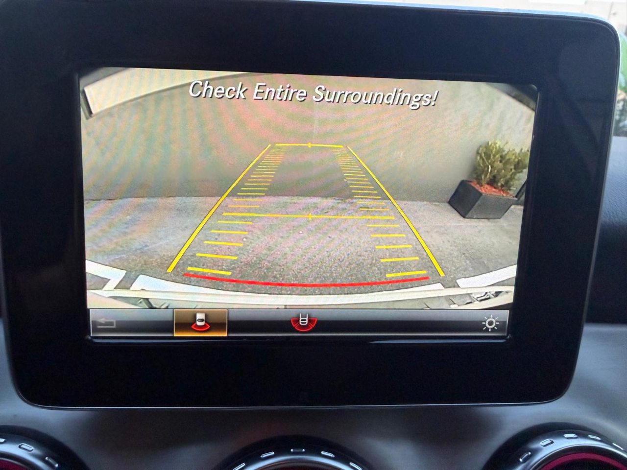 Mercedes-Benz GLA FWD 4dr GLA 250 2016