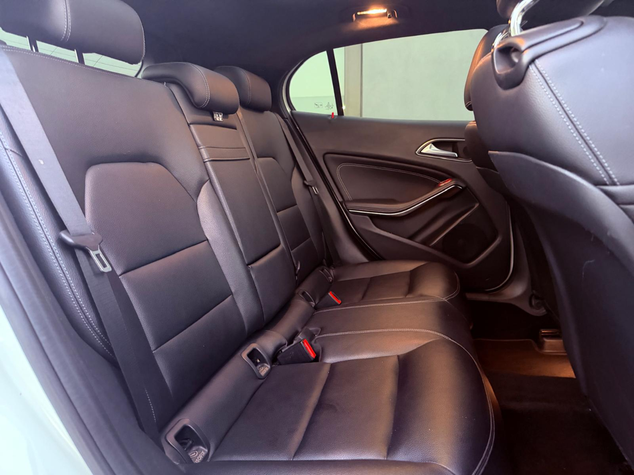 Mercedes-Benz GLA FWD 4dr GLA 250 2016