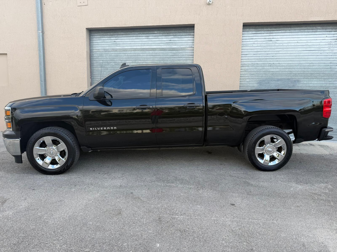 Chevrolet Silverado 1500 2WD Double Cab 143.5" LS 2015