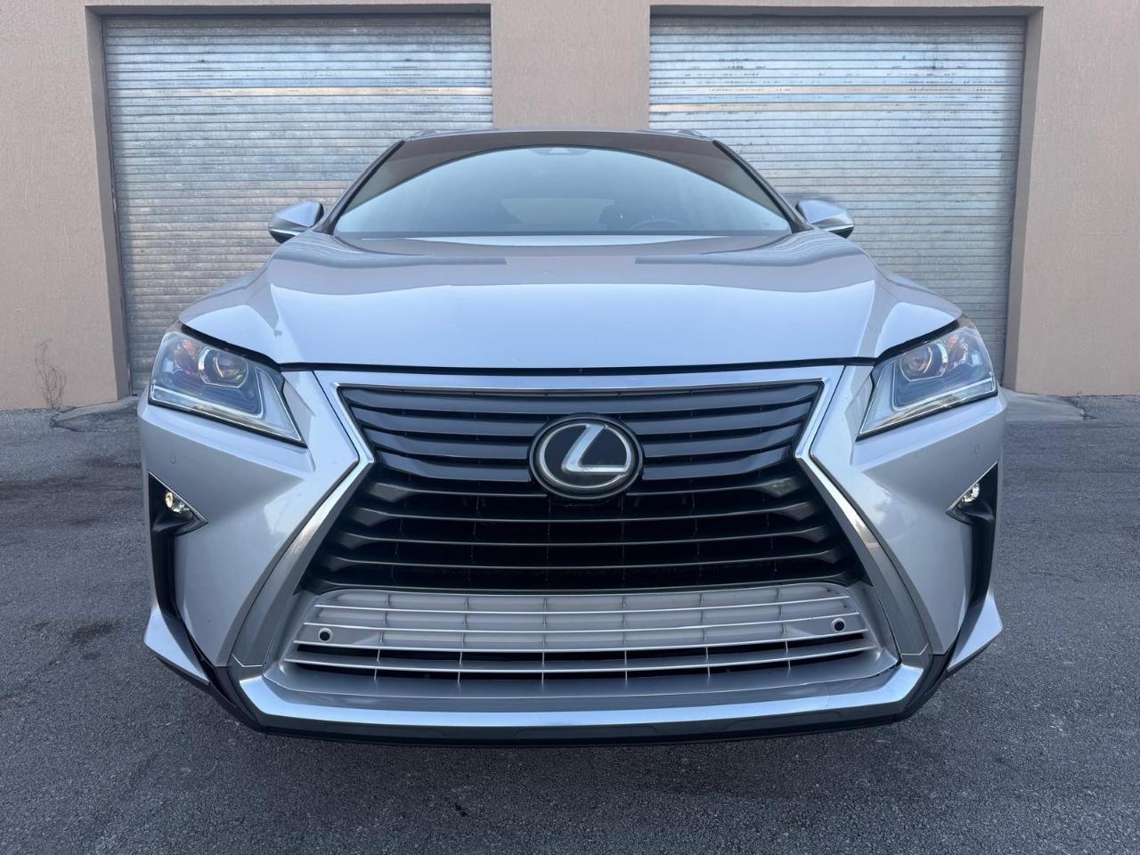 Lexus RX RX 350 FWD 2017