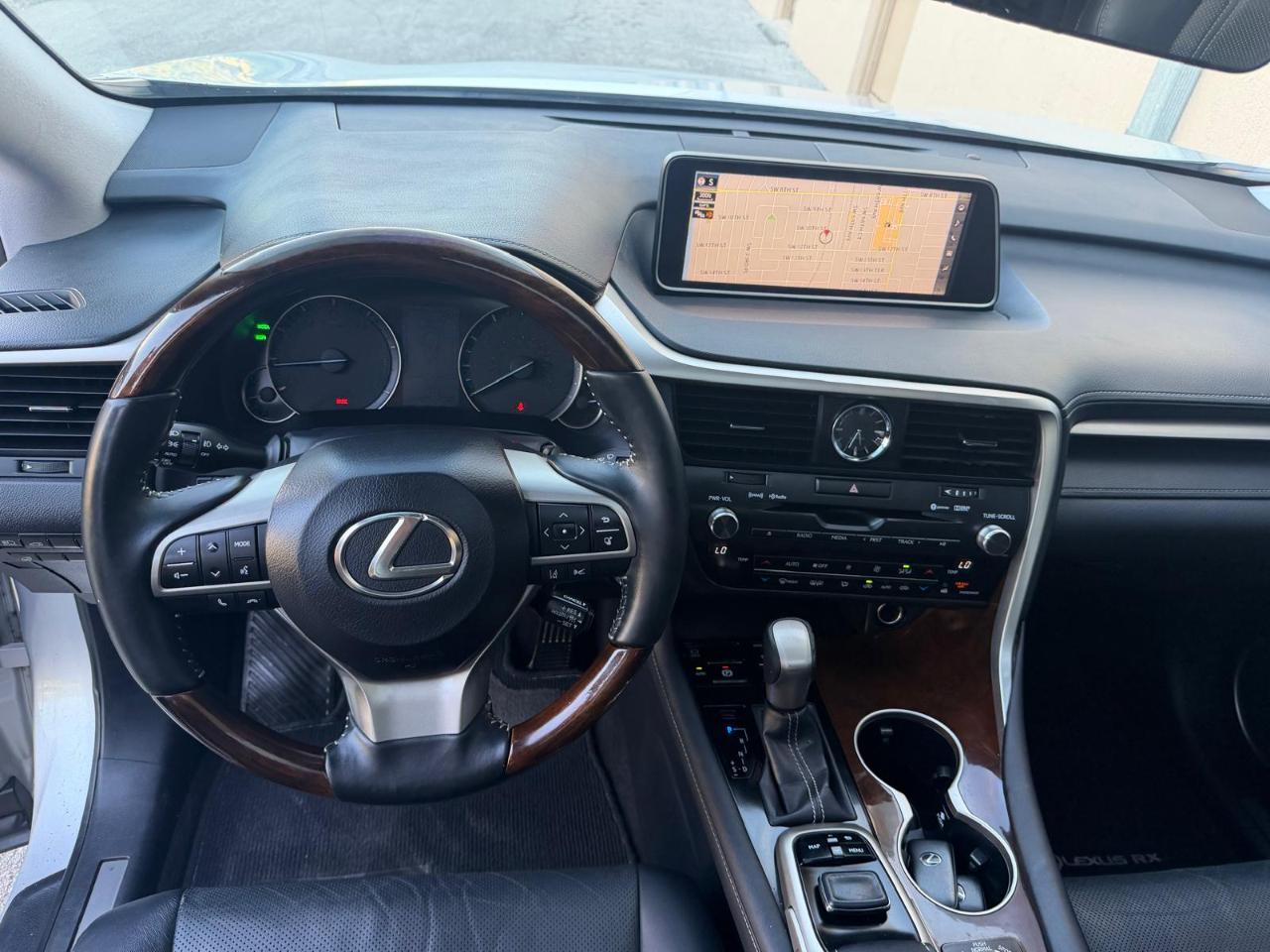 Lexus RX RX 350 FWD 2017