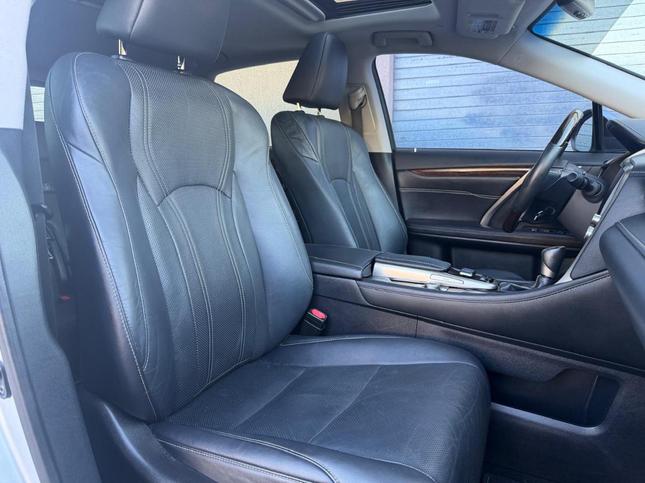 Lexus RX RX 350 FWD 2017