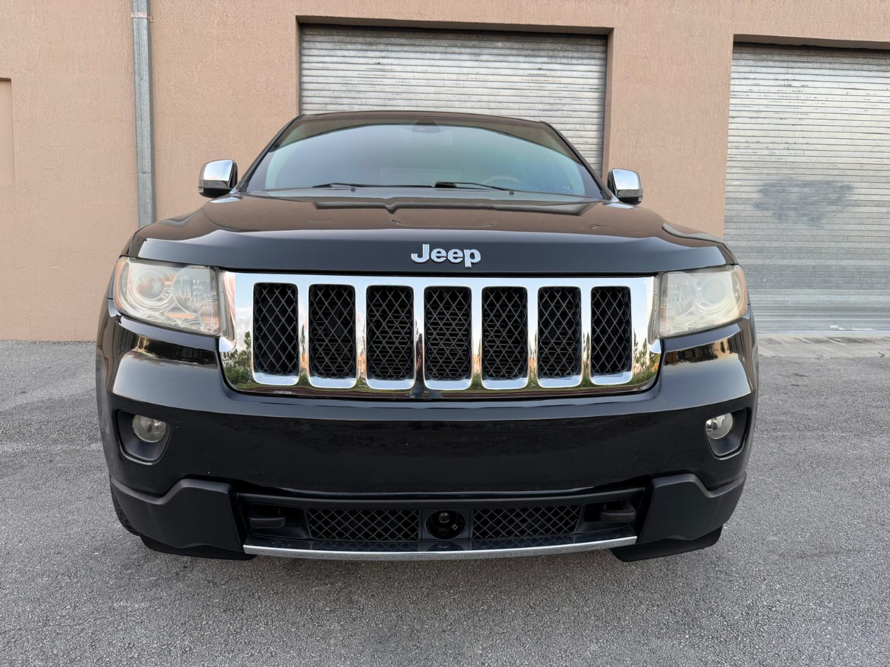 Jeep Grand Cherokee 4WD 4dr Overland 2011