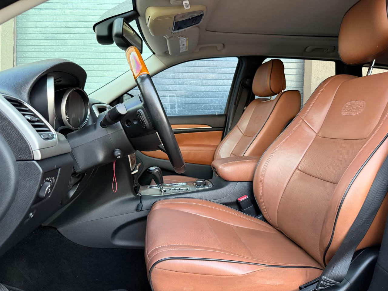 Jeep Grand Cherokee 4WD 4dr Overland 2011