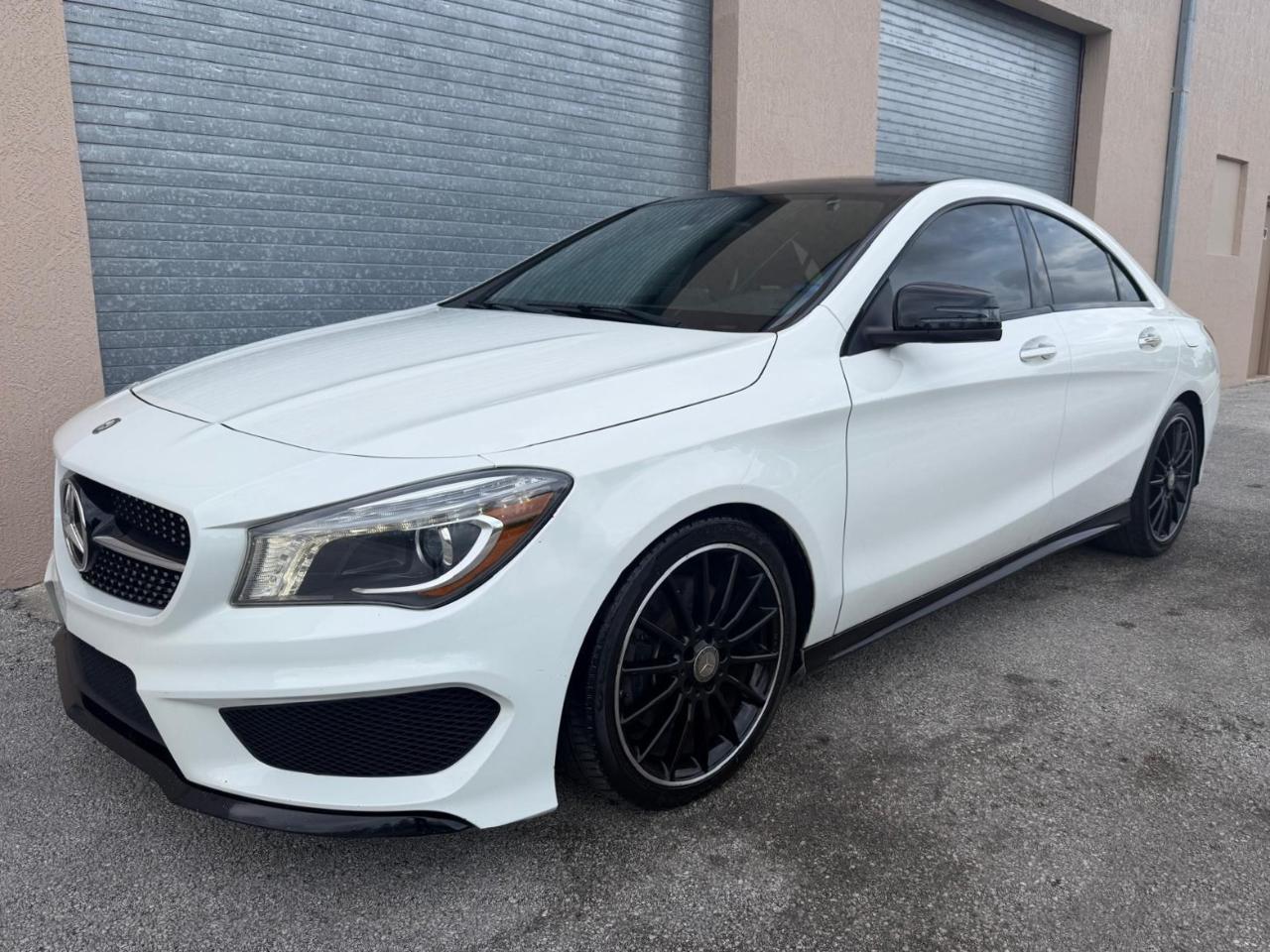 Mercedes-Benz CLA 4dr Sdn CLA 250 FWD 2016