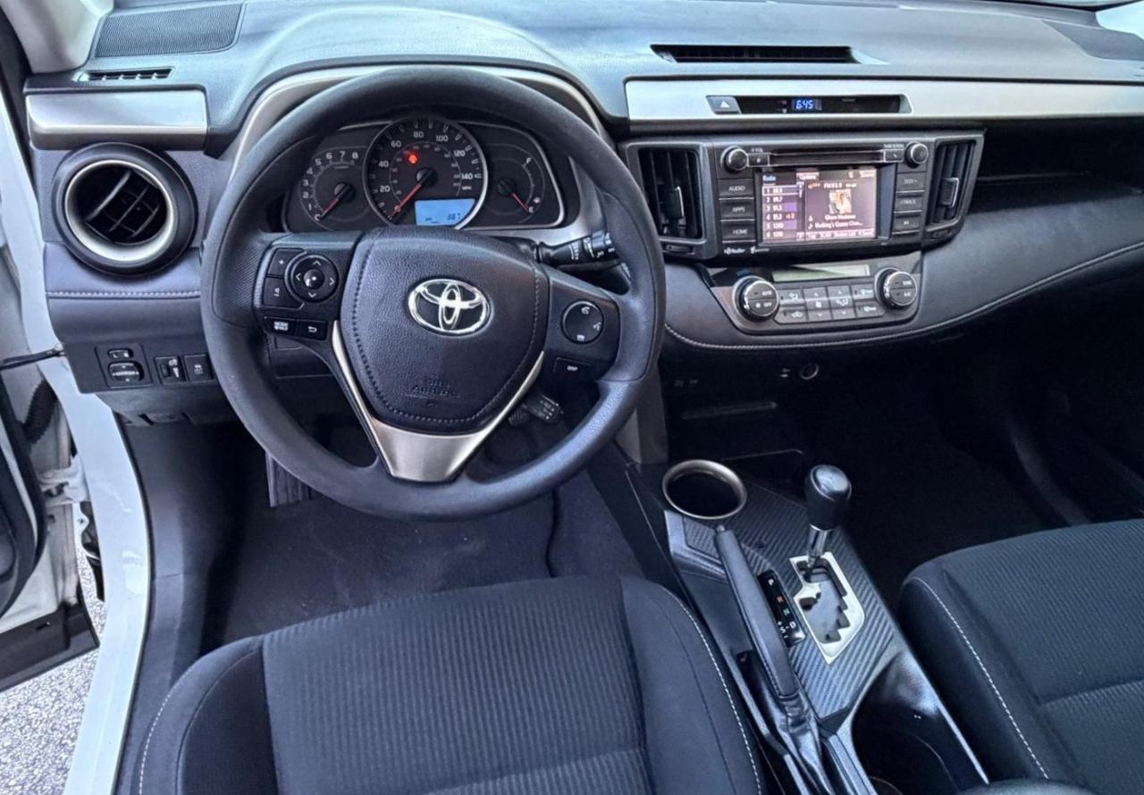 Toyota RAV4 FWD 4dr XLE (Natl) 2015