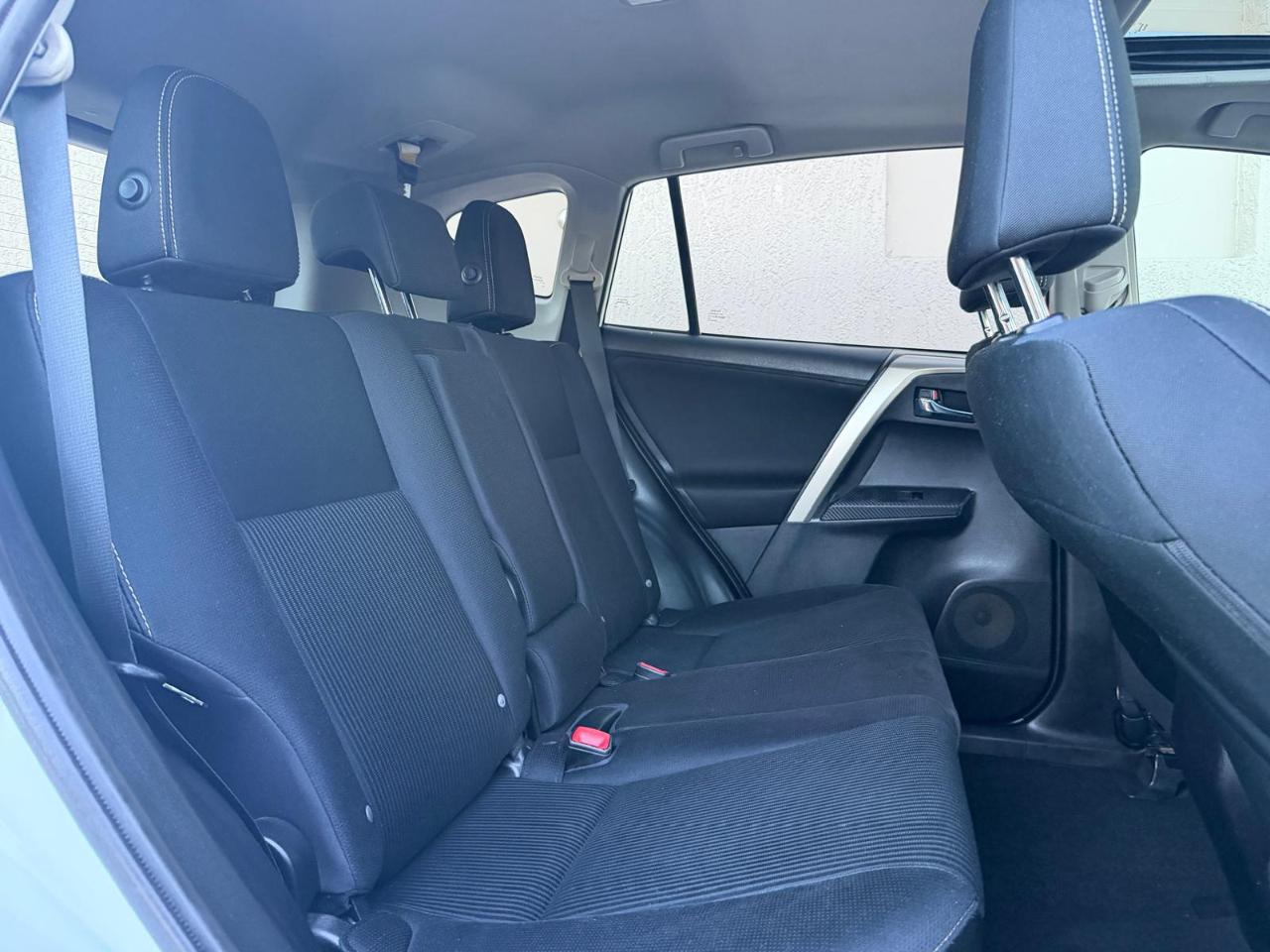 Toyota RAV4 FWD 4dr XLE (Natl) 2015