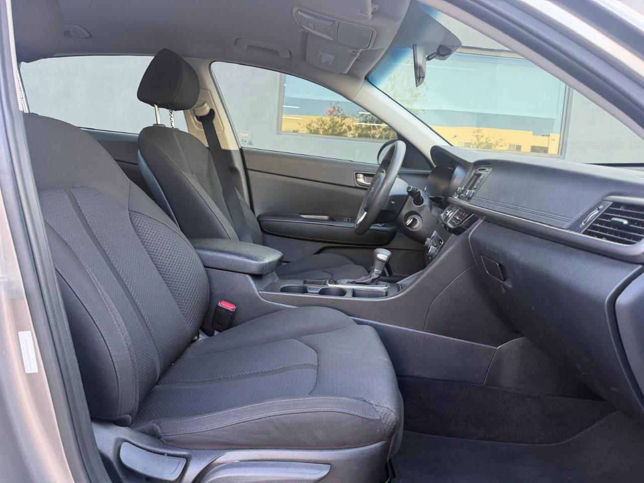 Kia Optima 4dr Sdn LX 2016